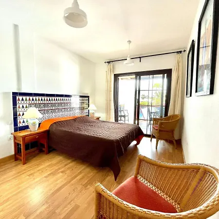 Estupenda Villa Con Piscina Privada, Wifi Y Vistas Al Mar En Playa Blanca Vila