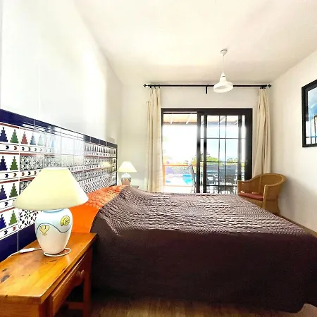 Estupenda Villa Con Piscina Privada, Wifi Y Vistas Al Mar En Playa Blanca Vila