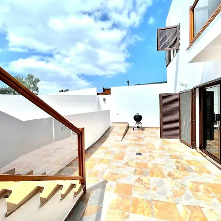 Vila Estupenda Villa Con Piscina Privada, Wifi Y Vistas Al Mar En Playa Blanca *