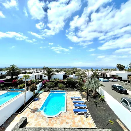 Estupenda villa con piscina privada, wifi y vistas al mar en Playa Blanca * Playa Blanca (Lanzarote)