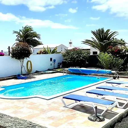 Estupenda Villa Con Piscina Privada, Wifi Y Vistas Al Mar En Playa Blanca Villa Playa Blanca (Lanzarote)