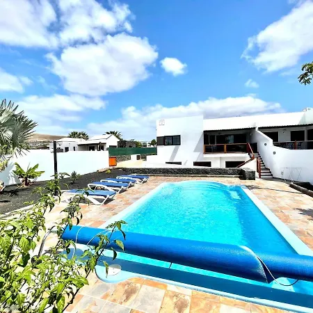 Estupenda Villa Con Piscina Privada, Wifi Y Vistas Al Mar En Playa Blanca Playa Blanca (Lanzarote)
