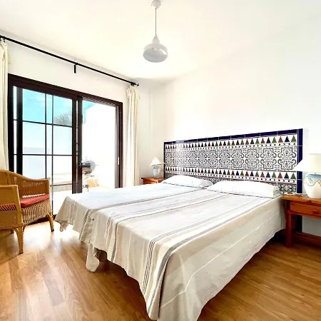 Estupenda Villa Con Piscina Privada, Wifi Y Vistas Al Mar En Playa Blanca *