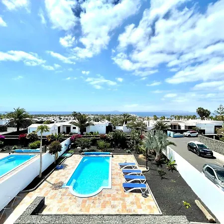 Estupenda Villa Con Piscina Privada, Wifi Y Vistas Al Mar En Playa Blanca 普拉亚布兰卡